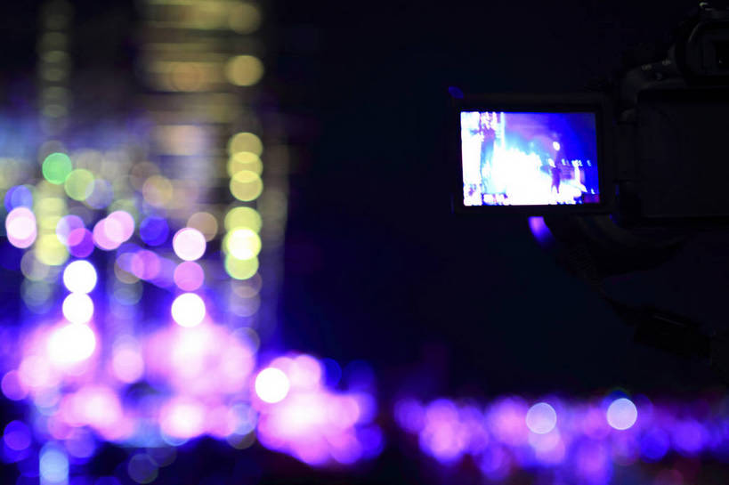 无人,横图,室外,夜晚,正面,显示器,阴影,节日,朦胧,模糊,庆祝,光线,屏幕,影子,灯光,文化,显示屏,庆典,纪念,输出设备,音乐节,彩图,镜头光晕,透镜闪耀,眩光,shlxx1