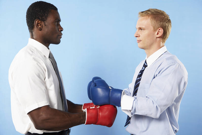 成年人,健壮,两个人,商务人士,运动员,商务男性,横图,室内,侧面,衬衫,锻炼,商务,讨论,运动,竞争,拳击,北京,中国,亚洲,仅一个男性,仅一个人,仅一个中年男性,对抗,准备,黄色背景,套装,开会,会议,领带,拳击手套,训练,蓝色,看,站着,职业,健康,思考,面对面,奥运,力量,同意,摄影,生活方式,格斗,进入,商务装,田径运动员,挑战,工薪阶层,东亚,勇气,男人,男性,年轻男性,白种人,非洲人,中国人,年轻人,白领,上班族,休闲活动,体育运动员,运动选手,半身,彩图,影棚拍摄,衬衣,精力,韧性,商务会议,和平条约,bj175