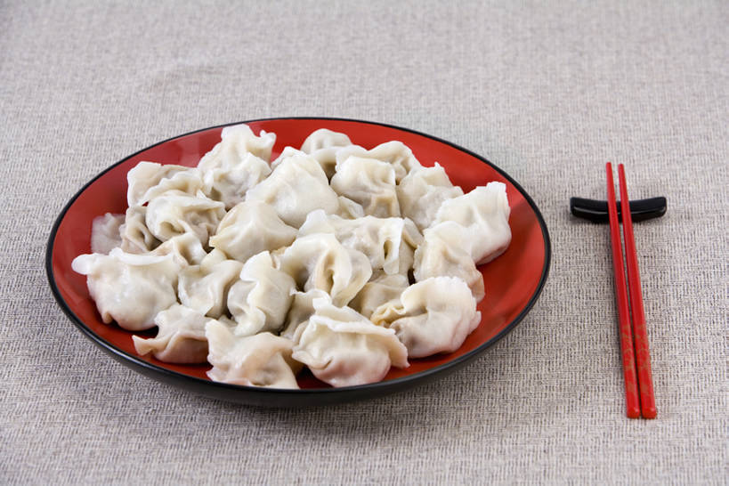 无人,横图,室内,正面,运气,筷子,桌子,静物,北京,中国,春节,亚洲,美味,食品,饺子,历史,传统,饮食,桌布,红色,盘子,中国菜,摄影,古董,护身符,中国文化,东亚,汤圆,东亚文化,繁荣,彩图,高角度拍摄,全身,影棚拍摄,传统文化,传统节日,bj175