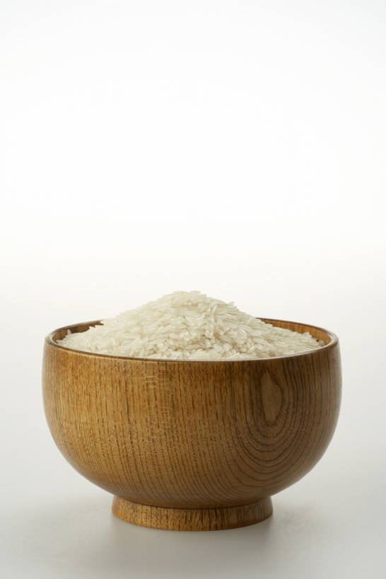 无人,竖图,留白,白色背景,农作物,静物,准备,堆叠,木制,白米,谷物,生食,美味,食品,稻,主食,饮食,白色,容器,碗,中国菜,摄影,简单,订书钉,健康食物,彩图,影棚拍摄,bj175