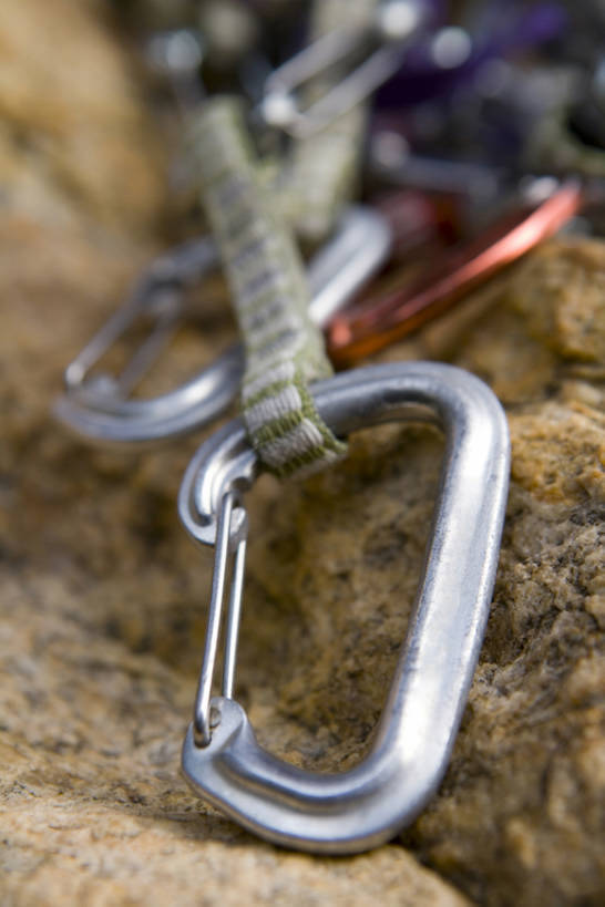 无人,竖图,室外,白天,安全,攀岩,山,静物,中国,亚洲,金属,器材,防护,极限运动,绳子,力量,摄影,保护,爱好,保险,户外活动,挑战,东亚,保全,周全,安稳,安定,冒险,平安,岩石,彩图,岩钉钢环,bj175