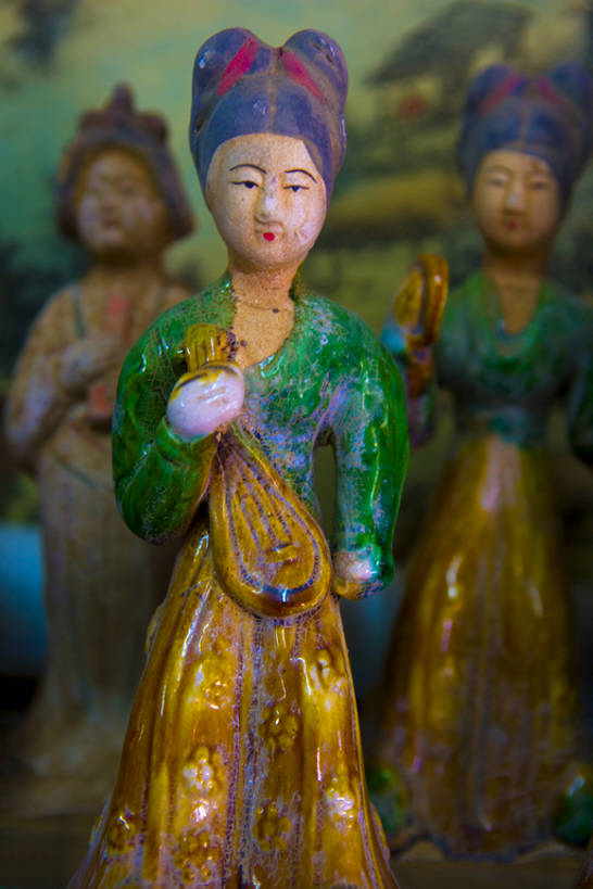 无人,服务员,竖图,正面,静物,雕塑,北京,中国,亚洲,艺术,装饰,雕刻,雕像,乐器,古典,历史,传统,古代,纪念品,工艺品,摄影,古董,纪念,美术,中国文化,主题,音乐人,陈列,东亚,远古,东亚文化,收集,雍和宫,秦朝,功能,美学,服务生,侍者,彩图,传统文化,bj175