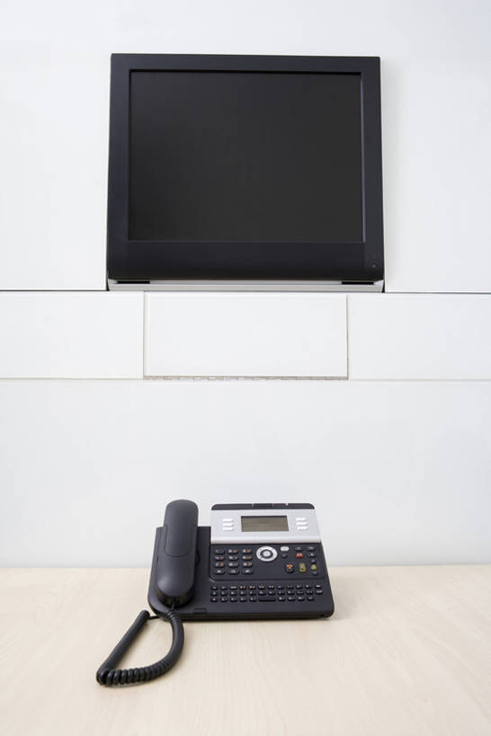 无人,办公室,会议室,竖图,室内,正面,商务,通讯,显示器,技术,静物,吊挂,悬挂,屏幕,会议桌,办公用品,挂,现代,书桌,摄影,传真机,视频会议,无线电技术,电话机,座机,彩图,bj175