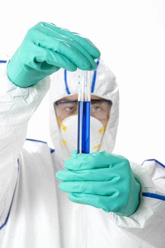 东方人,成年人,一个人,科学家,竖图,抠图,白色背景,正面,工作服,制服,安全,玻璃,中国,仅一个人,检查,研究,科学,研究人员,试管,液体,防护,蓝色,站着,职业,摄影,保护,科学技术,肖像,保险,防护服,东亚,保护服,保全,周全,安稳,安定,工作制服,平安,男人,男性,年轻男性,亚洲人,中国人,年轻人,半身,彩图,影棚拍摄,工作套服,辐射防护服,bj175