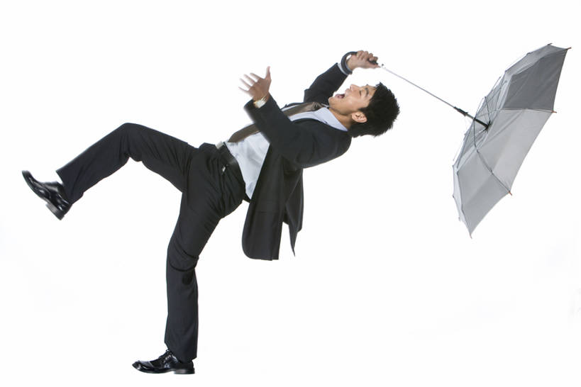 东方人,成年人,一个人,商务人士,商务男性,站,举,横图,留白,抠图,白色背景,侧面,衬衫,商务,风险,技术,风,暴雨,大风,多云,仅一个男性,仅一个人,握,套装,正装,伞,天气,大喊,仅一个年轻男性,托,站着,张嘴,职业,概念,压力,握着,摄影,技巧,单腿,动作,恐怖,忧虑,不幸,努力,手艺,商务装,问题,情绪,张大嘴巴,工薪阶层,斗争,技能,技艺,危险,男人,男性,年轻男性,亚洲人,中国人,年轻人,白领,上班族,张开嘴,举起,举手,举着,向上举,向上伸,向上托,站立,彩图,全身,影棚拍摄,衬衣,妙技,办公室职员,本领,弱点,bj175