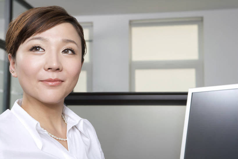 东方人,脸,头,脸颊,一个人,商务人士,商务女性,办公室,笑,微笑,露齿笑,横图,室内,留白,正面,商务,快乐,幸福,北京,中国,亚洲,正装,肩膀,职业,办公大楼,摄影,隔间,肖像,东亚,年轻女性,女人,女性,亚洲人,中国人,年轻人,头部,脸部,脸蛋,面部,白领,坐着,彩图,办公室职员,bj175