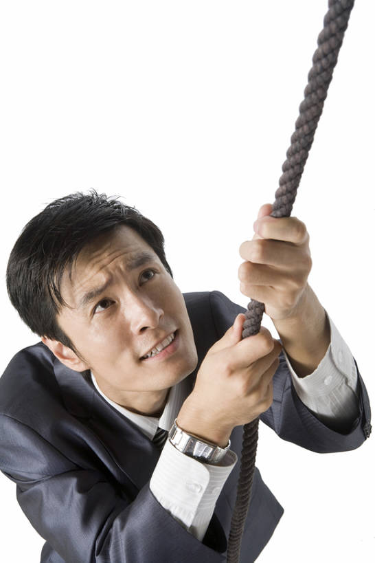 东方人,成年人,脸,头,脸颊,一个人,商务人士,商务男性,商务女性,举,攀登,竖图,留白,抠图,白色背景,正面,衬衫,西装,商务,技术,中国,仅一个男性,仅一个人,套装,正装,肩膀,仅一个年轻男性,绳子,托,向上看,职业,活力,摄影,技巧,决心,努力,手艺,商务装,问题,挑战,工薪阶层,东亚,一套,斗争,技能,技艺,援救,想法,男人,男性,年轻男性,亚洲人,中国人,年轻人,头部,脸部,脸蛋,面部,白领,上班族,举起,举手,举着,向上举,向上伸,向上托,彩图,高角度拍摄,影棚拍摄,衬衣,妙技,办公室职员,本领,爬绳,bj175