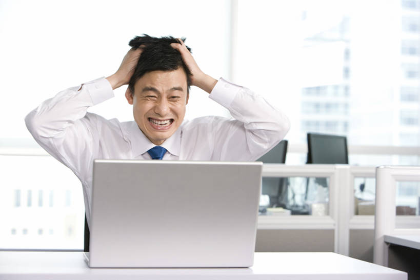 东方人,成年人,中年人,脸,头,脸颊,头发,一个人,商务人士,商务男性,办公室,横图,留白,正面,衬衫,商务,笔记本电脑,互联网,技术,北京,中国,亚洲,仅一个男性,仅一个人,仅一个中年男性,套装,生气,工作,领带,托腮,肩膀,职业,健康,表情,鬼脸,压力,摄影,悲伤,伤心,难过,象征,庄重,忧虑,紧急,商务装,身份,情绪,救援,工薪阶层,东亚,挫败,悲哀,正式,地位,救助,无线电技术,哀痛,悲戚,悲痛,计算机,男人,男性,中年男性,亚洲人,中国人,头部,脸部,脸蛋,面部,白领,上班族,彩图,衬衣,办公室职员,心理,紧急救助,bj175