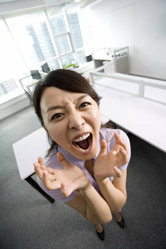 东方人,成年人,脸,头,脸颊,一个人,商务人士,商务女性,办公室,竖图,正面,衬衫,商务,北京,中国,亚洲,仅一个年轻女性,仅一个女性,仅一个人,套装,生气,倾斜,大喊,注视,书桌,肩膀,观察,看,张嘴,职业,健康,表情,隔断,夸张,压力,摄影,观看,悲伤,察看,伤心,变形,难过,关注,商务装,挑战,张大嘴巴,工薪阶层,东亚,挫败,悲哀,哀痛,悲戚,悲痛,年轻女性,女人,女性,亚洲人,中国人,年轻人,头部,脸部,脸蛋,面部,白领,上班族,张开嘴,彩图,办公室职员,心理,广角,bj175