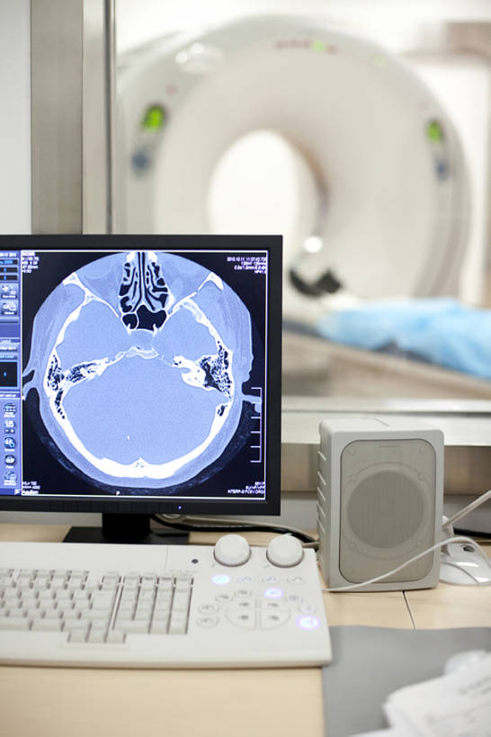 医院,竖图,正面,机器,显示器,键盘,技术,亚洲,检查,研究,分析,医学,标志,瓷器,屏幕,数字,文字,字符,设备,输入设备,通讯设备,标识,阿拉伯数字,体检,医疗,医疗设备,医疗器械,通信设备,核磁共振,计算机设备,东亚,核磁共振成像,科学实验,CAT扫描仪,MRI扫描仪,磁共振成像,核磁共振技术,电脑键盘,计算机,彩图,体格检查,bj175