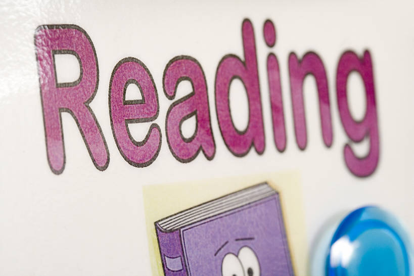 无人,学生,学校,教学楼,横图,纯洁,告示牌,围墙,教育,校园,白板,教室,可爱,童年,童趣,读书,英文字母,知识,童真,烂漫,无邪,天真,钟,彩图,教学大楼,小学,小学生,bj175