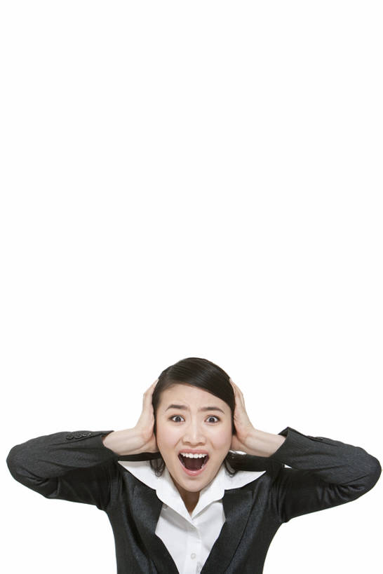 东方人,成年人,脸,头,脸颊,一个人,商务人士,商务女性,竖图,留白,白色背景,正面,商务,失败,中国,亚洲,仅一个年轻女性,仅一个女性,仅一个人,套装,正装,生气,大喊,托腮,注视,肩膀,观察,看,张嘴,职业,表情,遮,遮掩,皱眉头,奋斗,生活方式,观看,惊奇,悲伤,疑惑,察看,掩盖,伤心,遮挡,绝望,难过,关注,商务装,张大嘴巴,工薪阶层,质疑,东亚,遮盖,北京市,悲哀,掩饰,哀痛,悲戚,悲痛,猜忌,猜疑,年轻女性,女人,女性,亚洲人,中国人,年轻人,头部,脸部,脸蛋,面部,白领,上班族,张开嘴,彩图,影棚拍摄,疑心,办公室职员,捂住,怀疑,bj175