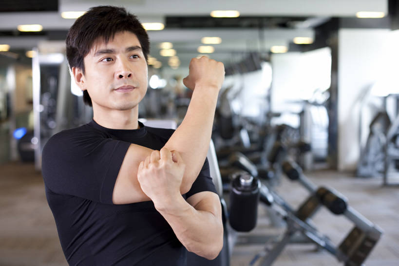 东方人,中年人,脸,头,脸颊,健壮,一个人,运动员,体育馆,健身房,运动场,站,横图,室内,白天,正面,运动服,锻炼,满意,运动,北京,中国,亚洲,仅一个男性,仅一个人,仅一个中年男性,伸展,训练,体育场,肩膀,衣服,健康,活力,力量,活动,享乐,东亚,运动馆,男人,男性,中年男性,亚洲人,中国人,头部,脸部,脸蛋,面部,休闲活动,例行公事,健身俱乐部,bj175