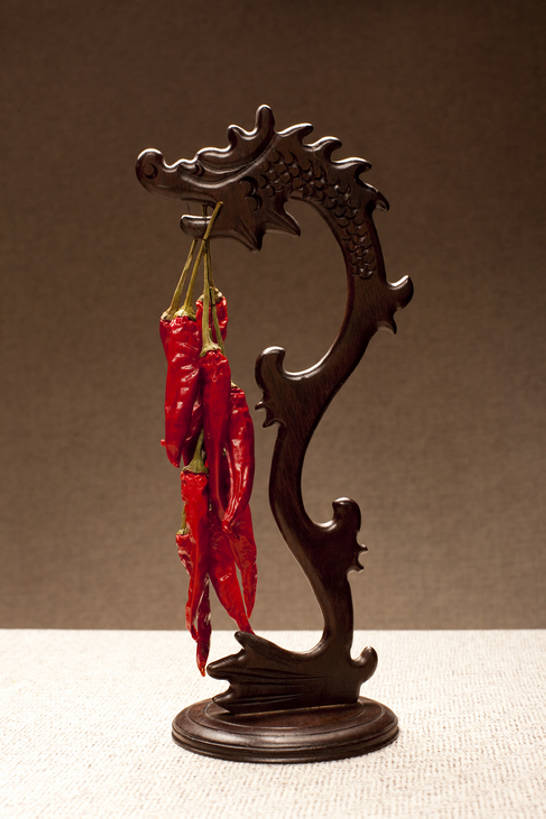 无人,竖图,特写,留白,成功,辣椒,静物,吊挂,悬挂,干燥,龙,食品,热,挂,饮食,红色,高贵,图腾,传说,祥瑞,灵兽,权势,尊荣,幸运,红辣椒,彩图,bj175