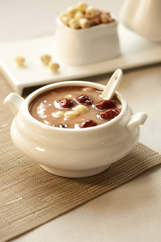 点心,无人,竖图,彩色,特写,花生,静物,餐具,中国,亚洲,莲子,粥,美味,食品,小吃,饮食,碗,甜食,诱惑,摄影,五颜六色,色彩斑斓,膳食,五彩缤纷,东亚,八宝粥,枣椰子,健康食物,五彩斑斓,五光十色,彩图,影棚拍摄,成分,bj175