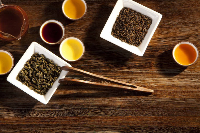 无人,横图,俯视,室内,茶,桌子,静物,中国,亚洲,木制,材料,瓷器,正方形,茶道,茶叶,陶瓷制品,茶碟,茶馆,健康,安静,摄影,有机食品,生活方式,茶色,高雅,草本,中国文化,干的,东亚,热饮,茶杯,彩图,高角度拍摄,传统文化,bj175