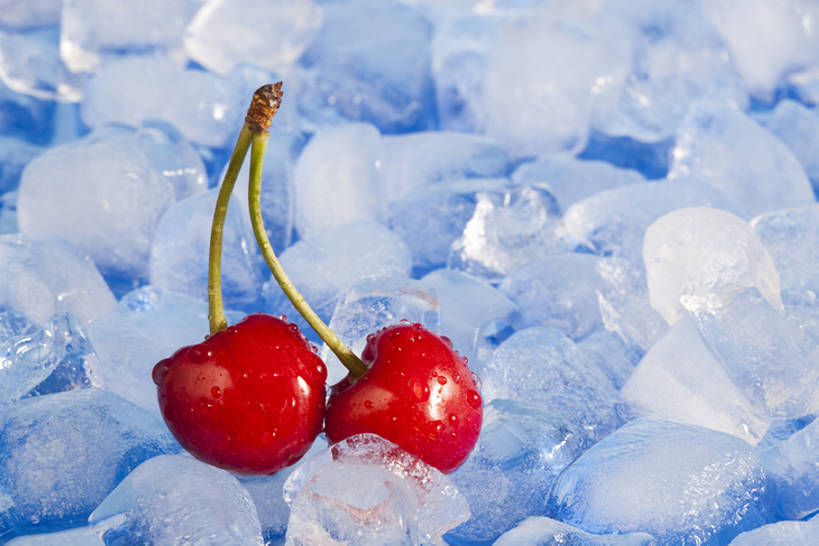 无人,横图,彩色,特写,留白,樱桃,静物,水果,中国,亚洲,结冰,冰块,食品,饮食,红色,健康,素食,成熟,冷,摄影,有机食品,生活方式,五颜六色,色彩斑斓,维生素,简单,清新,横截面,五彩缤纷,东亚,健康食物,纯净,五彩斑斓,五光十色,彩图,影棚拍摄,膳食纤维,bj175