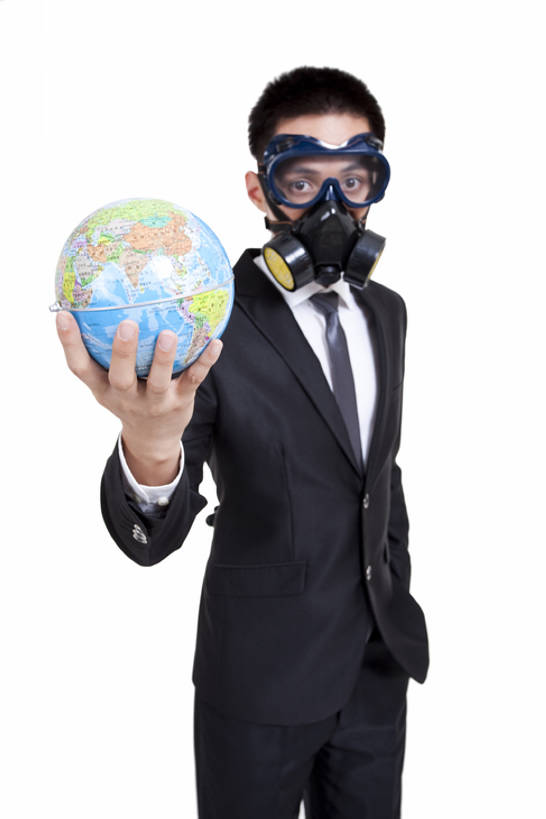 东方人,成年人,一个人,商务人士,商务男性,站,举,竖图,留白,白色背景,正面,衬衫,商务,北京,中国,亚洲,仅一个男性,仅一个人,套装,正装,地球仪,领带,拿着,注视,仅一个年轻男性,观察,看,摄影,影棚,生活方式,观看,保护,幽默,污染,察看,创造力,关注,摄影棚,出示,商务装,手插袋,工薪阶层,东亚,环境保护,防毒面罩,想法,认真,男人,男性,年轻男性,亚洲人,中国人,年轻人,白领,上班族,插兜,手插兜,彩图,影棚拍摄,衬衣,拍摄,办公室职员,手抄兜,bj175