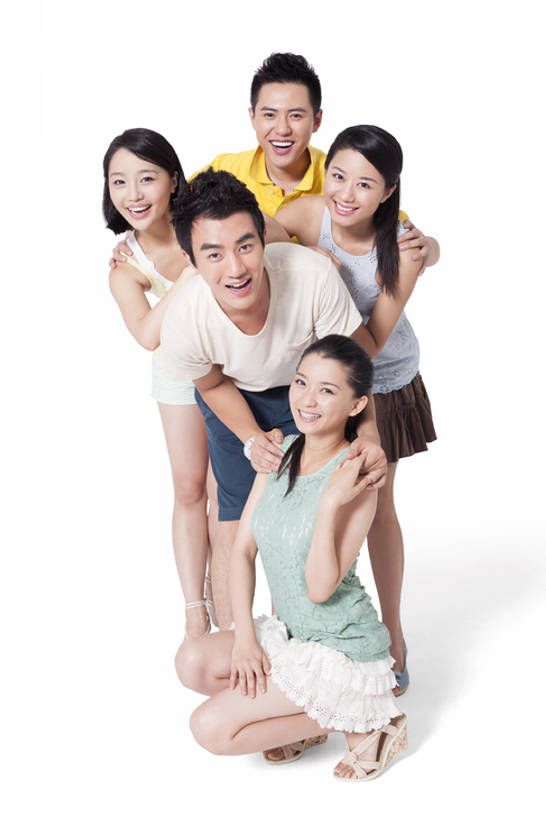 东方人,成年人,蹲,笑,微笑,露齿笑,竖图,留白,白色背景,正面,时尚,友谊,幸福,北京,中国,亚洲,五个人,注视,休闲装,观察,看,健康,搭,摄影,影棚,生活方式,观看,察看,酷,搭着,关注,摄影棚,肖像,东亚,陪同,集体照,陪伴,团结,男人,男性,年轻男性,年轻女性,女人,女性,亚洲人,中国人,年轻人,彩图,全身,影棚拍摄,欢乐,拍摄,挨着,伴随,bj175