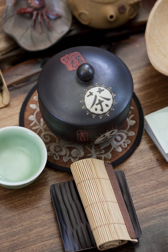 无人,竖图,俯视,室内,特写,下午茶,桌子,静物,北京,中国,亚洲,装饰,材料,瓷器,茶道,陶瓷制品,古典,茶盘,传统,饮食,容器,茶馆,陶器,摄影,有机食品,中国茶,竹简,中国文化,古典风格,东亚,东亚文化,茶杯,彩图,高角度拍摄,传统文化,茶叶盒,青瓷,bj175