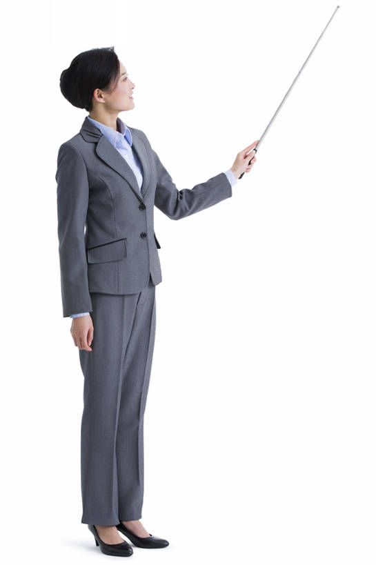 点心,奶酪,东方人,成年人,中年人,一个人,商务人士,商务女性,笑,微笑,露齿笑,竖图,留白,白色背景,侧面,西装,商务,快乐,探险,幸福,技术,北京,中国,亚洲,仅一个女性,仅一个人,套装,正装,干酪,起司,食品,芝士,营养,方向,食物,零食,教,站着,仅一个中年女性,职业,乳酪,摄影,技巧,乳制品,经理,智力,出示,手艺,发酵,东亚,一套,技能,技艺,女人,女性,中年女性,亚洲人,中国人,白领,讲师,彩图,全身,影棚拍摄,欢乐,妙技,奶酪棒,芝士棒,办公室职员,本领,培训师,bj175