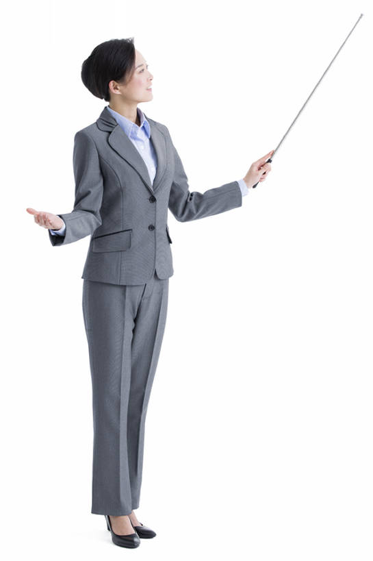 点心,奶酪,东方人,成年人,中年人,一个人,商务人士,商务女性,笑,微笑,露齿笑,竖图,留白,白色背景,正面,西装,商务,快乐,探险,幸福,技术,北京,中国,亚洲,仅一个女性,仅一个人,套装,正装,干酪,起司,食品,芝士,营养,方向,食物,零食,教,站着,仅一个中年女性,职业,乳酪,摄影,技巧,乳制品,经理,智力,出示,手艺,发酵,东亚,一套,技能,技艺,女人,女性,中年女性,亚洲人,中国人,白领,讲师,彩图,全身,影棚拍摄,欢乐,妙技,奶酪棒,芝士棒,办公室职员,本领,培训师,bj175