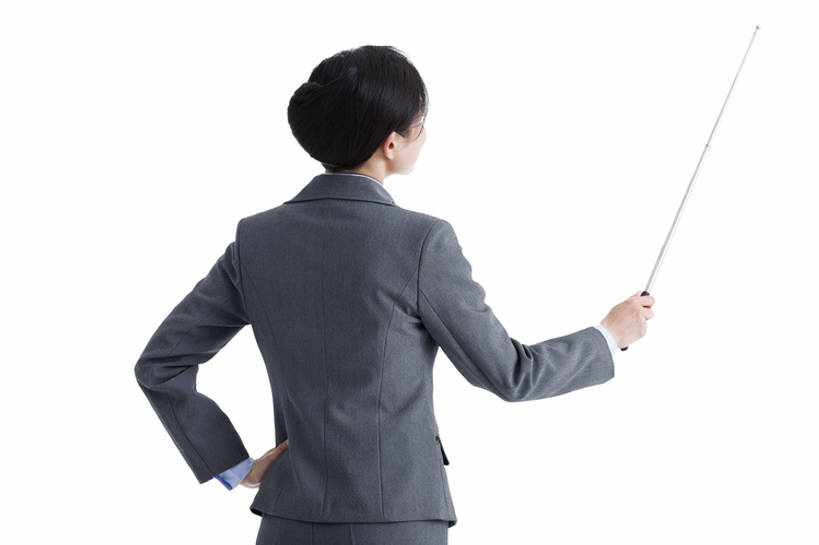 点心,奶酪,东方人,成年人,中年人,一个人,商务人士,商务女性,横图,留白,白色背景,西装,商务,探险,幸福,信心,技术,北京,中国,亚洲,仅一个女性,仅一个人,套装,正装,干酪,起司,食品,芝士,营养,方向,手叉腰,食物,背面,零食,教,站着,仅一个中年女性,职业,乳酪,摄影,技巧,乳制品,经理,智力,手艺,发酵,东亚,一套,技能,技艺,女人,女性,中年女性,亚洲人,中国人,白领,讲师,半身,彩图,影棚拍摄,欢乐,妙技,奶酪棒,芝士棒,办公室职员,本领,培训师,bj175