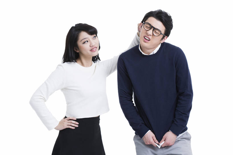 东方人,成年人,耳朵,两个人,横图,留白,抠图,白色背景,正面,爱情,时尚,纯洁,北京,中国,亚洲,握,生气,眼镜,浪漫,美丽,休闲装,手叉腰,站着,温暖,温馨,表情,调情,恩爱,活力,可爱,亲密,童年,童趣,握着,恋人,摄影,幽默,和睦,童真,处罚,东亚,烂漫,无邪,陪同,陪伴,天真,男人,男性,年轻男性,年轻女性,女人,女性,亚洲人,中国人,年轻人,耳,耳部,情侣,争论,彩图,影棚拍摄,伴侣,融洽,美人,伴随,bj175