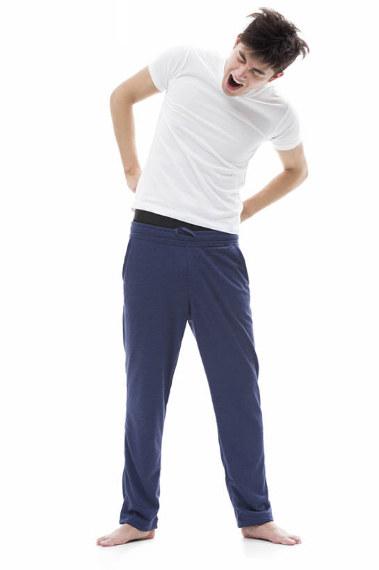 东方人,成年人,一个人,竖图,留白,抠图,白色背景,正面,北京,中国,亚洲,仅一个男性,仅一个人,伸展,弯腰,凌乱,休闲装,光脚,现代,起床,仅一个年轻男性,打哈欠,站着,张嘴,疲倦,赤脚,放松,舒展,摄影,床头,生活方式,疲劳,疲惫,早晨,染发,消极,困乏,张大嘴巴,东亚,疲乏,委顿,疲困,疲顿,疲钝,倦怠,怠倦,怠惰,男人,男性,年轻男性,亚洲人,中国人,年轻人,腰部,张开嘴,闭着眼睛,触摸,彩图,全身,影棚拍摄,乱发,摆拍,bj175