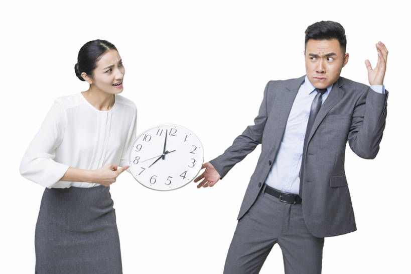 东方人,成年人,两个人,同事,商务人士,商务男性,商务女性,举,横图,白天,抠图,白色背景,正面,衬衫,裙子,西装,商务,失败,成功,残酷,合作,团队,集体,信心,北京,中国,亚洲,握,套装,正装,生气,冲突,时间,数字,领带,倾斜,队伍,手势,托,站着,职业,表情,皱眉,亲密,压力,握着,斜视,责备,愤怒,摄影,介绍,生活方式,害怕,幽默,惊吓,恼怒,悲伤,权威,领导,指着,愤慨,伤心,绝望,恐怖,难过,怒气,气愤,经理,忧虑,成就,发怒,怒火,消极,扮鬼脸,出示,商务装,问题,情绪,合伙,领袖,脾气,工薪阶层,东亚,计时工具,陪同,忿怒,怨恨,一套,强烈,挫败,悲哀,哀痛,悲戚,悲痛,惊骇,气忿,愤恨,陪伴,欺凌,肝火,能力,激动,把握,暴虐,残暴,惨酷,严酷,男人,男性,年轻男性,年轻女性,女人,女性,亚洲人,中国人,年轻人,白领,上班族,钟,举起,举手,举着,向上举,向上伸,向上托,彩图,影棚拍摄,衬衣,打手势,过期,掌控,伴随,bj175