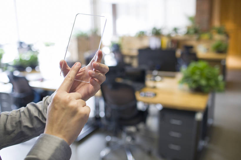 东方人,成年人,中年人,手,一个人,商务人士,工程师,技术人员,商务男性,办公室,横图,室内,白天,留白,衬衫,商务,时尚,智慧,显示器,互联网,技术,城市,手机,玻璃,北京,中国,亚洲,仅一个男性,仅一个人,仅一个中年男性,连接,握,套装,透明,屏幕,触摸屏,联系,显示屏,现代,模型,手势,职业,手指,握着,摄影,介绍,生活方式,触控板,部分,便利,创造力,指着,企业,公司,出示,液晶显示器,商务装,便携式,工薪阶层,智能手机,输出设备,东亚,发展,无线电技术,技能,男人,男性,中年男性,亚洲人,中国人,白领,上班族,设计,技术员,触摸,沟通,彩图,衬衣,办公室职员,打手势,计算机软件,程序员,bj175