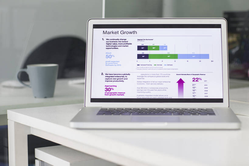 无人,办公室,横图,室内,白天,商务,信心,笔记本电脑,互联网,技术,数据,桌子,指示牌,北京,中国,亚洲,连接,计算,标志,屏幕,数字,文字,字符,办公用品,联系,方向,标识,现代,书桌,箭头,办公大楼,规划,金融,投资,摄影,阿拉伯数字,生活方式,上升,便利,指向,企业,公司,便携式,东亚,簇,策略,无线电技术,计算机,彩图,财务报告,进度报告,市场营销,bj175