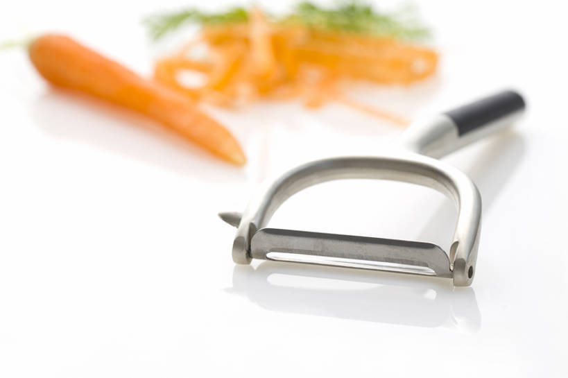 无人,横图,特写,留白,抠图,白色背景,胡萝卜,蔬菜,静物,北京,中国,亚洲,准备,不锈钢,反射,材料,工具,器材,生食,美味,食品,饮品,营养,饮食,餐饮,食物,饮料,削皮,健康,素食,摄影,有机食品,膳食,可口,清新,器具,东亚,健康食物,剥皮器,适口,去皮,桔子,彩图,影棚拍摄,bj175