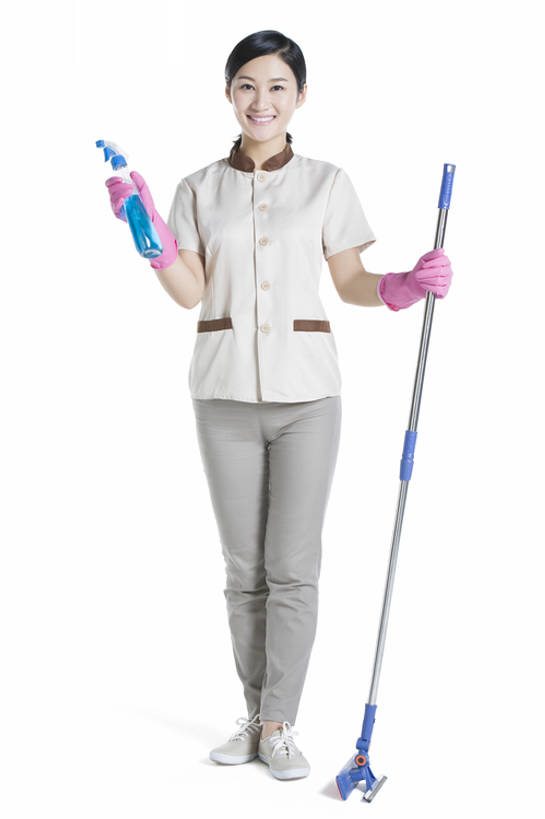 东方人,成年人,一个人,服务员,清洁工,笑,微笑,露齿笑,竖图,留白,抠图,白色背景,正面,制服,家务,快乐,幸福,安全,信心,北京,中国,亚洲,仅一个年轻女性,仅一个女性,仅一个人,擦,握,劳动,工作,工具,防护,注视,干净,清洁剂,手套,观察,看,清洁,站着,职业,服务,握着,摄影,生活方式,观看,活动,保护,察看,卫生,女仆,享乐,喷雾瓶,关注,保洁,保险,清洁员,保洁员,东亚,保姆,去污,保全,周全,安稳,安定,防护手套,洁净,仆人,清洁人员,保母,平安,年轻女性,女人,女性,亚洲人,中国人,年轻人,服务生,清洁工人,侍者,清洗,彩图,全身,影棚拍摄,欢乐,除菌,清洁产品,家务劳动,bj175