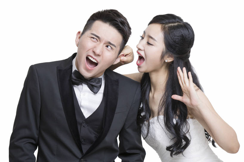 东方人,成年人,耳朵,两个人,夫妻,丈夫,妻子,新娘,新郎,拉,横图,抠图,白色背景,正面,婚纱,爱情,婚礼,时尚,快乐,幸福,北京,中国,亚洲,连接,服装,正装,庆祝,领结,结婚,浪漫,大喊,现代,站着,张嘴,温暖,温馨,喜庆,鬼脸,恩爱,淘气,斜视,恋人,摄影,生活方式,纪念,马甲,幽默,严肃,和睦,暴力,神圣,扮鬼脸,蜜月,进攻,张大嘴巴,东亚,陪同,新婚,燕尾服,支配,陪伴,开端,欺凌,认真,男人,男性,年轻男性,年轻女性,女人,女性,亚洲人,中国人,年轻人,耳,耳部,夫妇,情侣,张开嘴,说话,半身,彩图,影棚拍摄,礼服,高兴,伴侣,融洽,订婚,伴随,bj175