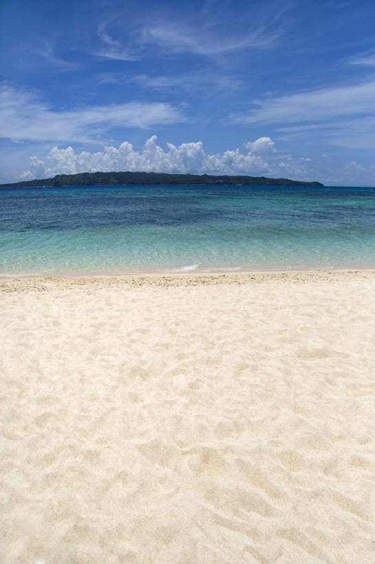 无人,竖图,室外,白天,留白,旅游,度假,海洋,美景,水,菲律宾,亚洲,脚印,节日,沙子,岛,海岸线,景观,水平线,云,娱乐,干净,蓝色,风景,天空,自然,地标建筑,享受,休闲,景色,放松,摄影,宁静,热带气候,清新,自然风光,海景,长滩岛,海滩,彩图,旅行,bj175