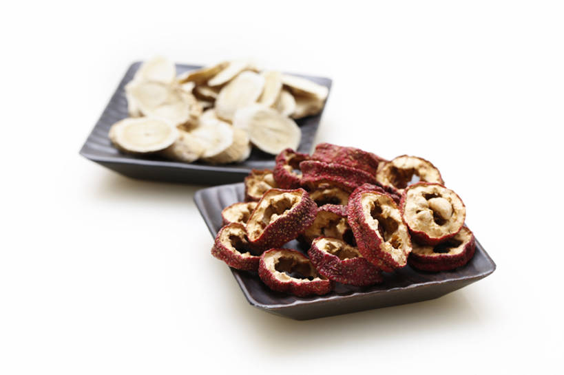 点心,面包,无人,医生,横图,特写,留白,抠图,白色背景,植物,静物,中国,亚洲,许多,切开,药,准备,丰富,干燥,材料,食品,面点,草药,药草,很多,餐盘,吐司,中药,食物,糕点,山楂,切,医护人员,医疗人员,健康,山楂树,摄影,有机食品,法式面包,医疗,中国文化,药材,中草药,干的,剖面,中医,吐司面包,东亚,切面,中药材,本草,黄芪,红果,大夫,彩图,影棚拍摄,多士,听型面包,传统文化,汉医,胭脂果,成分,bj175