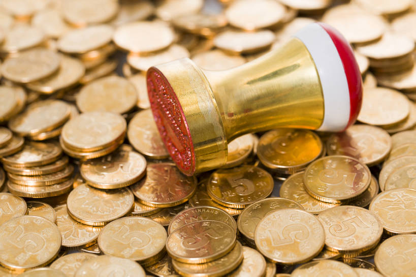 无人,横图,特写,商务,安全,钱,人民币,静物,北京,中国,亚洲,许多,堆叠,丰富,小的,钱币,办公用品,很多,文具,概念,同意,财富,金融,投资,摄影,经济,堆,印章,办公设备,文具用品,图章,控制,权威,存款,签署,流通,贸易,东亚,文化工具,可靠,橡皮章,鉴定,想法,货币,现金,硬币,彩图,影棚拍摄,全画幅,邮戳,封印,bj175