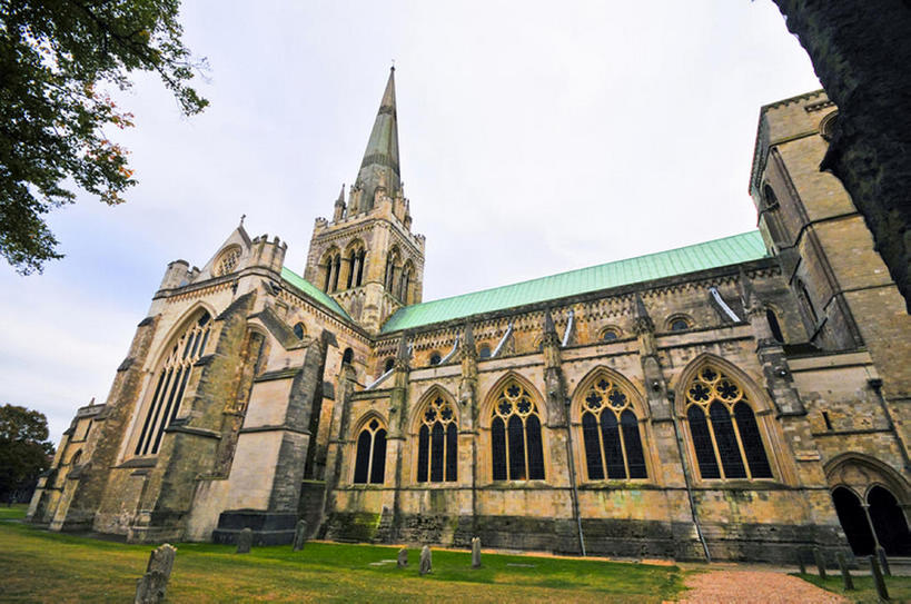 无人,教堂,横图,室外,白天,旅游,度假,名胜古迹,标志建筑,地标,建筑,英国,欧洲,遗迹,塔,宏伟,古迹,文物,娱乐,建设,古建筑,英格兰,风景,地标建筑,享受,休闲,旅游胜地,放松,美女,摄影,宗教,建造,宗教建筑,古文明,奇切斯特,奇切斯特大教堂,彩图,旅行,大教堂,bj175