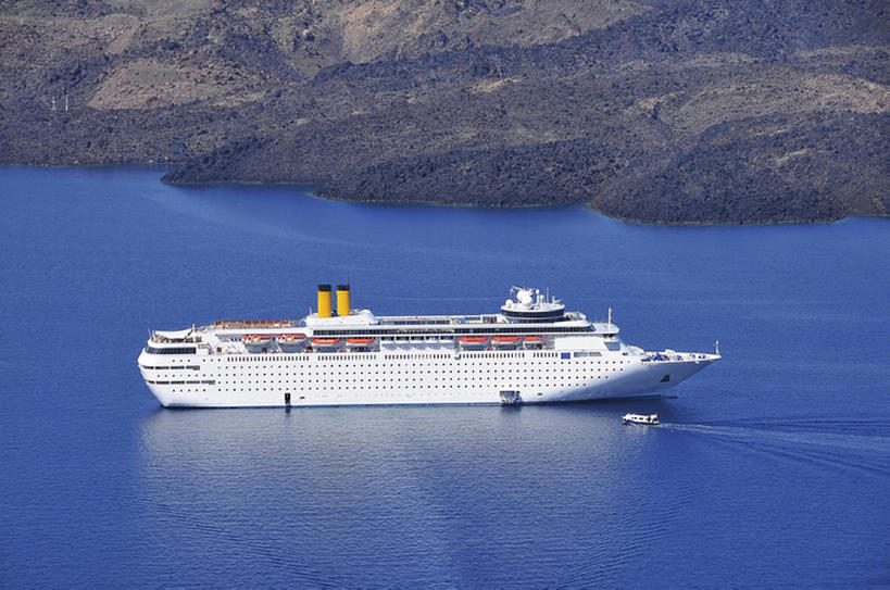 无人,横图,室外,白天,背景,旅游,度假,海洋,河流,美景,船,客轮,希腊,欧洲,地形,景观,娱乐,风景,自然,邮轮,享受,休闲,景色,放松,摄影,宁静,地中海,基克拉迪群岛,圣托里尼岛,自然风光,地貌,希腊共和国,罕见,基克拉泽斯群岛,荒僻,偏僻,偏远,冷僻,海滩,彩图,旅行,bj175