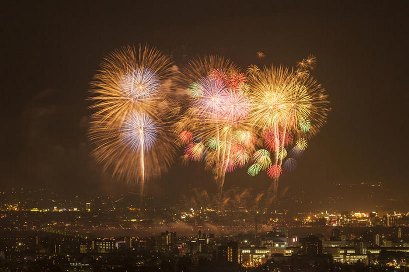横图,室外,夜晚,爆炸,日本,亚洲,天空,焰火,夏天,东亚,本州,本州岛,日本国,中部地方,新潟,新潟县,bj175