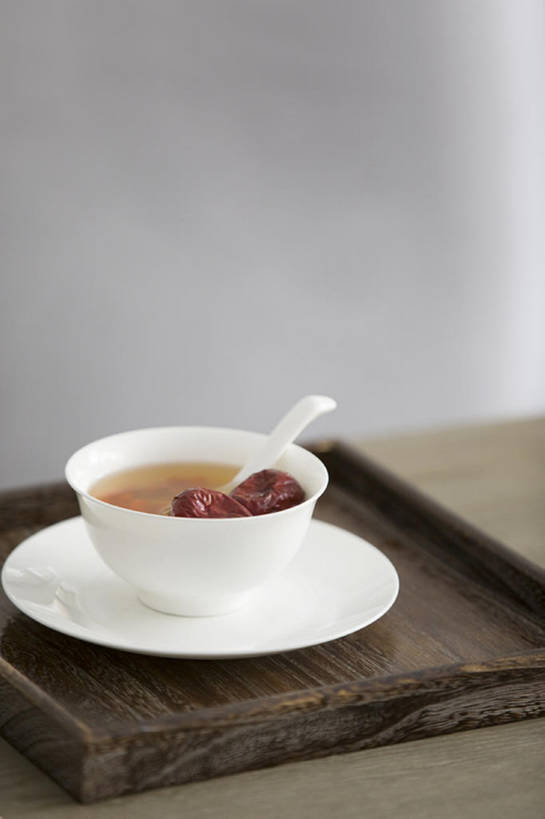 无人,竖图,静物,餐具,北京,中国,亚洲,木制,汤,美味,食品,营养,餐盘,饮食,茶碟,汤匙,碗,中国菜,甜食,健康,摄影,医疗,中国文化,东亚,健康食物,彩图,影棚拍摄,枣糕