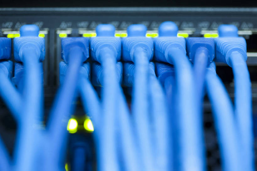 无人,横图,特写,通讯,安全,信心,互联网,技术,数据,科技,北京,中国,亚洲,连接,环绕,缠绕,传输,科学,因特网,网络,网址,信息,电缆,电器,配件,器材,域名,指示灯,插座,联系,现代,蓝色,工业,通信,创意,摄影,保护,支撑,网线,主机,部分,复杂,部件,电流,控制,工程,数据线,金属丝,操作,家用电器,机房,水晶头,地址,USB线,纠缠,计算机设备,母板,插线板,拖线板,东亚,网络服务器,控制室,线缆,电源转换器,排插,无线电技术,技能,机件,计算机,计算机电缆,彩图,USB数据线,网络安全防护,接线板,工业机械,bj175