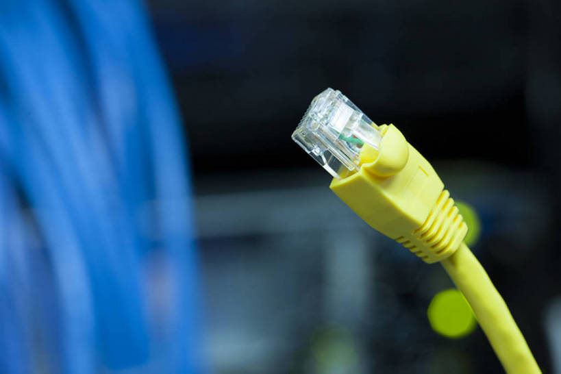 无人,横图,特写,通讯,互联网,技术,数据,科技,北京,中国,亚洲,连接,传输,科学,因特网,网络,网址,信息,电缆,电器,域名,联系,现代,黄色,通信,创意,摄影,网线,部分,电流,控制,数据线,金属丝,水晶头,地址,USB线,计算机设备,东亚,线缆,无线电技术,技能,机件,计算机电缆,彩图,USB数据线,bj175