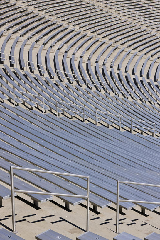 无人,体育馆,栏杆,运动场,竖图,室外,白天,美国,看台,体育场,台阶,座位,摄影,建造,德克萨斯,达拉斯市,运动馆,会堂,彩图,建筑结构,bj175