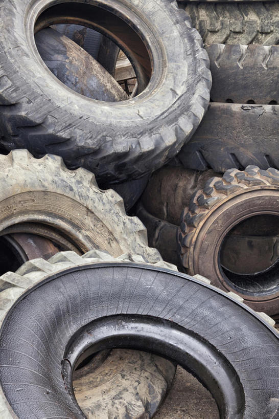 无人,竖图,零件,美国,许多,废弃,丰富,环保,垃圾,很多,轮胎,橡胶,摄影,能源,报废,环境,回收,废物,资源,旧的,丢弃,利用,低碳,循环,放弃,抛弃,循环利用,环境保护,波特兰,持续,摈弃,奥勒冈,彩图,屏弃,摈斥,摒除,全画幅,bj175