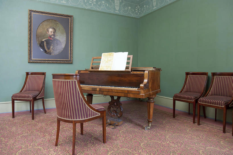 无人,家,横图,室内,椅子,爱沙尼亚,房屋,钢琴,角落,乐谱,三角钢琴,古典,音乐,装饰物,摄影,建造,高雅,华贵,房地产,肖像,彩图,bj175