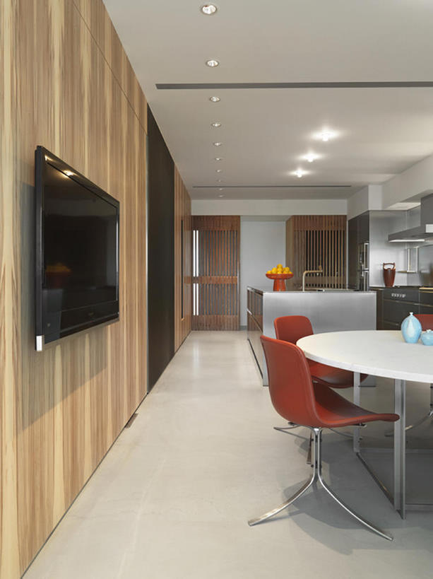 无人,家庭,竖图,室内,吃饭,奢侈,时尚,厨房,柜子,门,桌子,餐具,椅子,中国,亚洲,一排,整齐,水龙头,饭厅,公寓,豪华,干净,现代,布置,灯,排列,装饰物,打开,温暖,温馨,一家人,财富,摄影,电灯,华丽,样板房,照亮,和睦,高雅,简单,开启,队列,抽油烟机,东亚,富丽,华美,设计,电视机,彩图,融洽,华侈,奢华,上层阶级,bj175