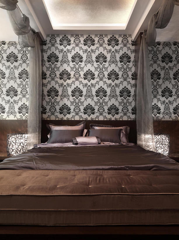 无人,家庭,竖图,室内,床,卧室,中国,亚洲,蚊帐,双人床,公寓,干净,布置,床头柜,温暖,温馨,一家人,放松,摄影,电灯,样板房,照亮,和睦,高雅,华贵,东亚,设计,彩图,融洽,上层阶级,bj175