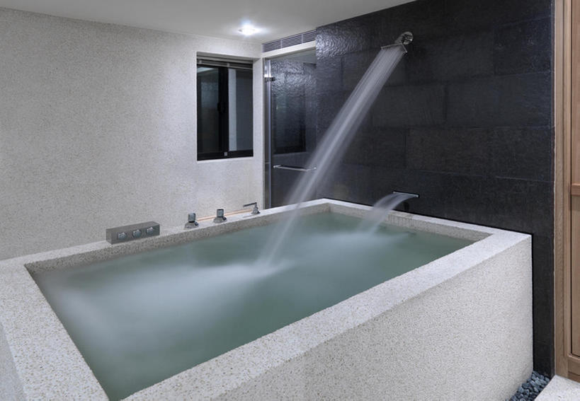 无人,横图,室内,长时间曝光,水,别墅,浴室,建筑,酒店,中国,亚洲,一排,整齐,水龙头,公寓,干净,自来水,现代,排列,装饰物,浴盆,财富,摄影,花岗岩,高雅,住房,简单,队列,华贵,淋浴头,东亚,设计,彩图,bj175